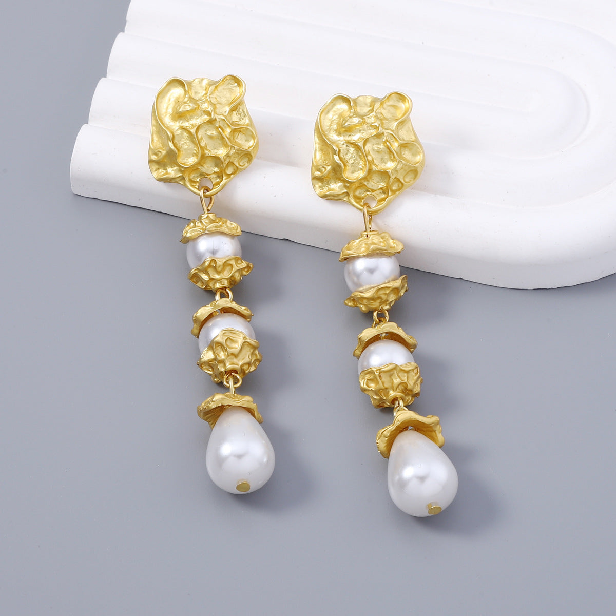 Stunning Pearl Earring for Daily Wear