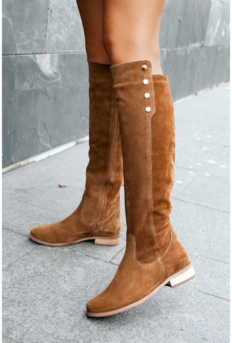Chic Orthopedic Boots with Unique Design