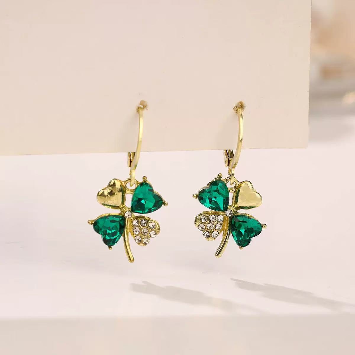 Stunning Earring for Daily Wear