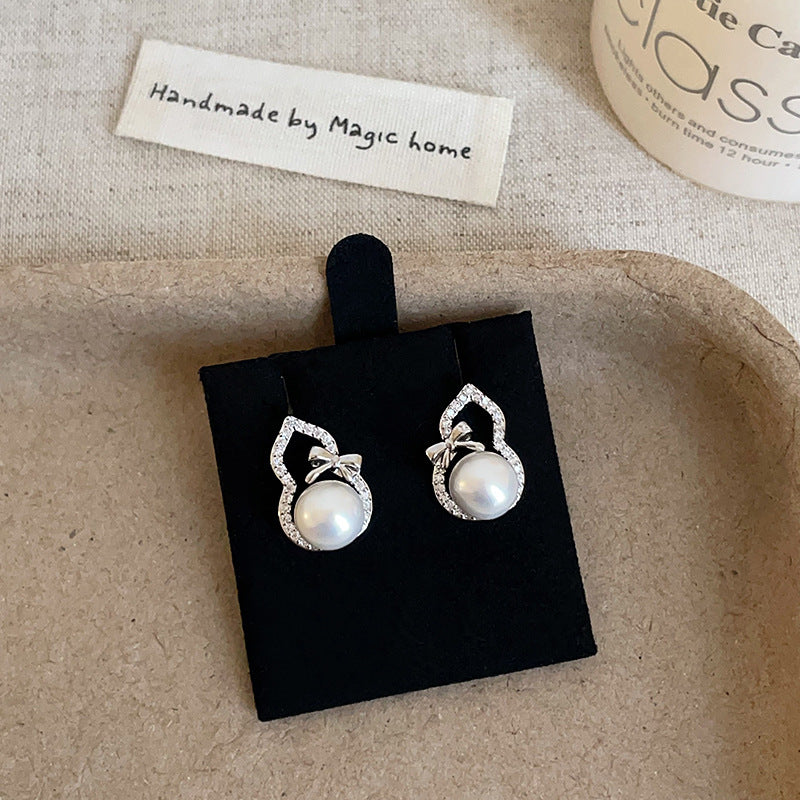 Delicate Artisan Pearl Earring