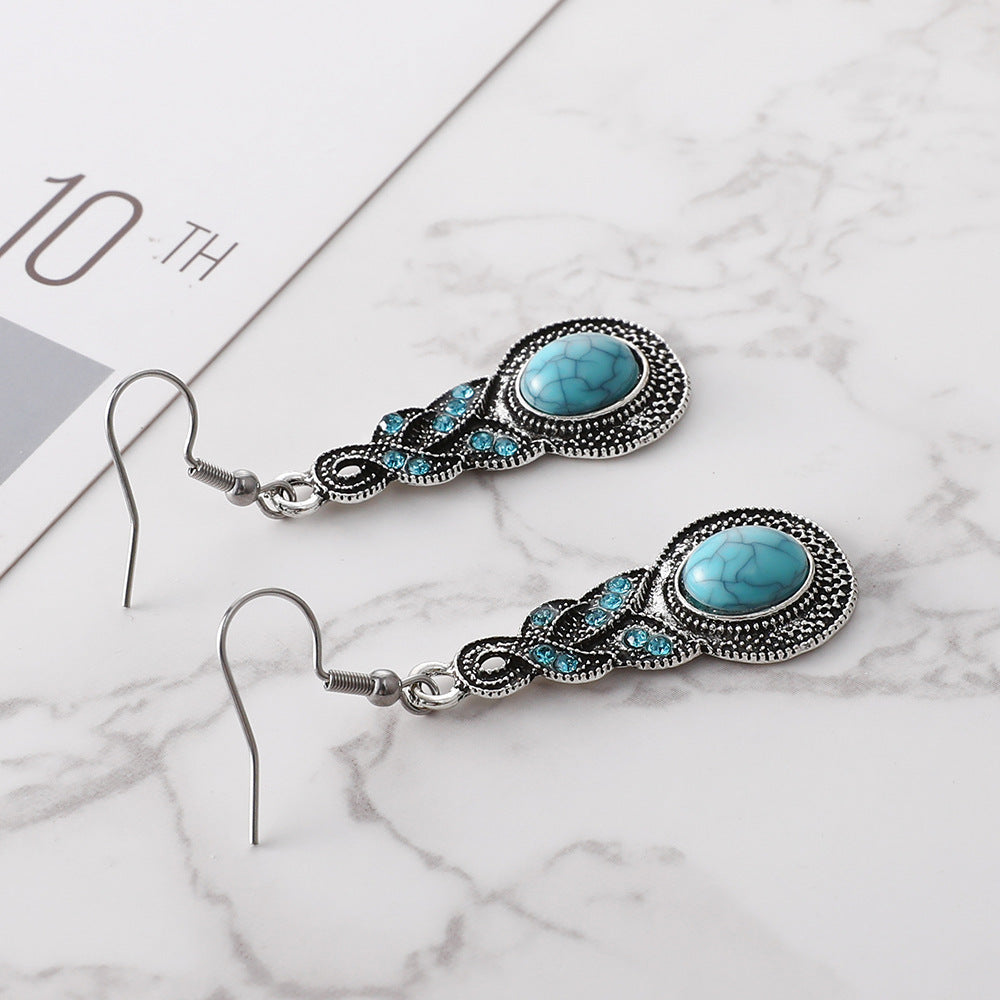Charming Earring for Any Occasion