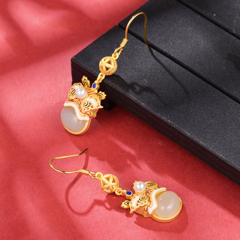 Classic Silver Earring with Timeless Appeal