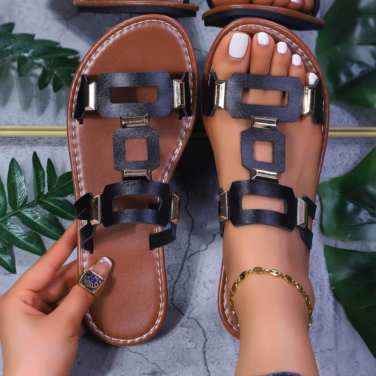 Chic Orthopedic Sandals with Unique Design