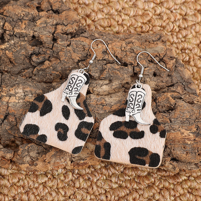Charming Earring for Any Occasion