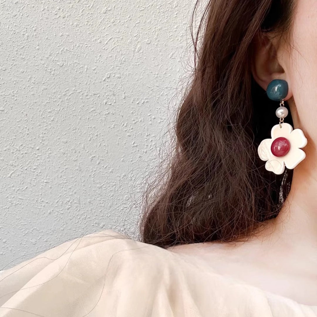 Beautiful Earring with Unique Style