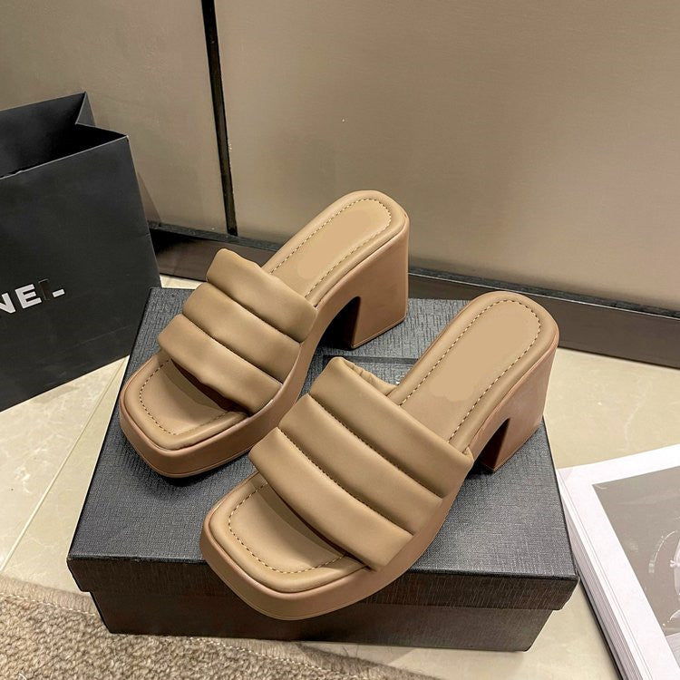 Graceful Orthopedic Sandals for Modern Look