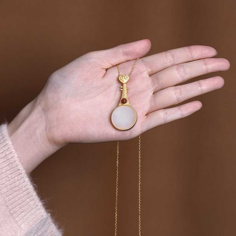 Beautiful Gold Set with Unique Style