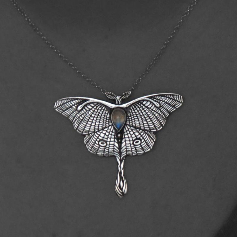 Romantic Necklace for Special Moments