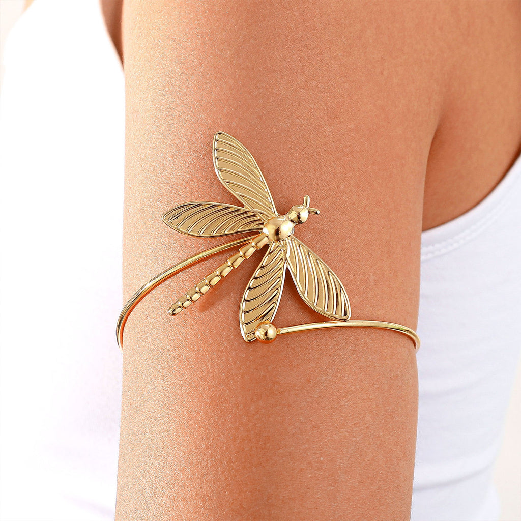 Charming Piece for Any Occasion