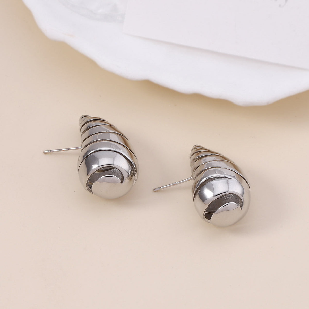 Romantic Earring for Special Moments
