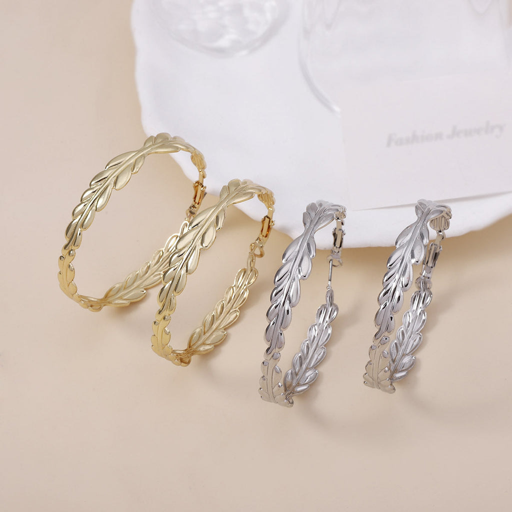 Delicate Artisan Gold Earring