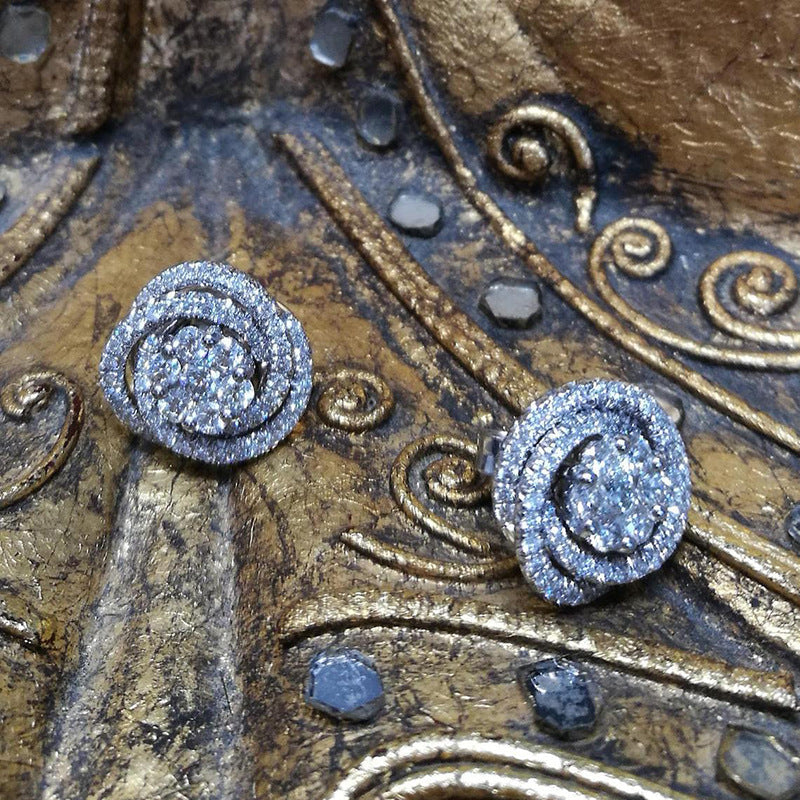 Classic Earring with Timeless Appeal