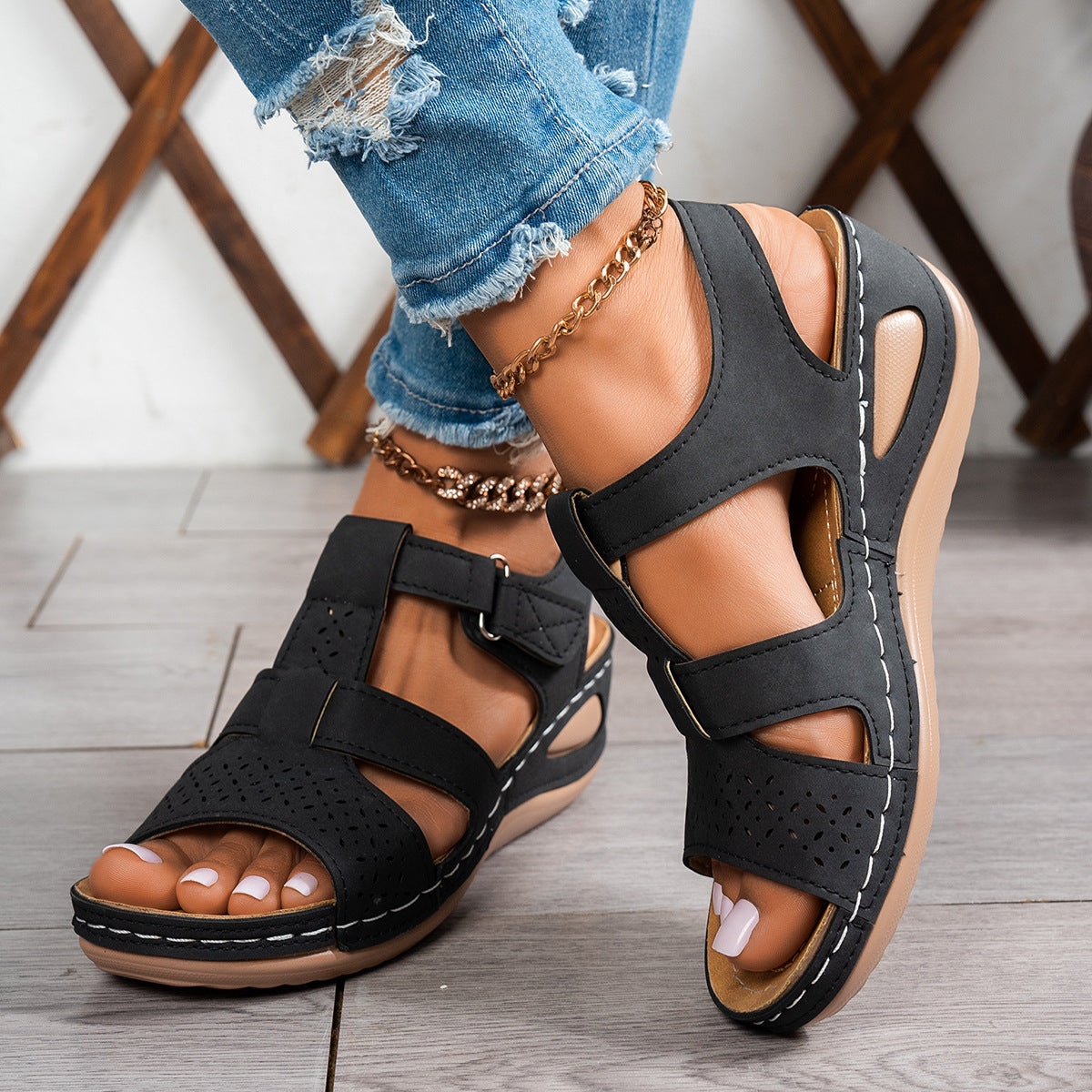 Graceful Orthopedic Sandals for Modern Look
