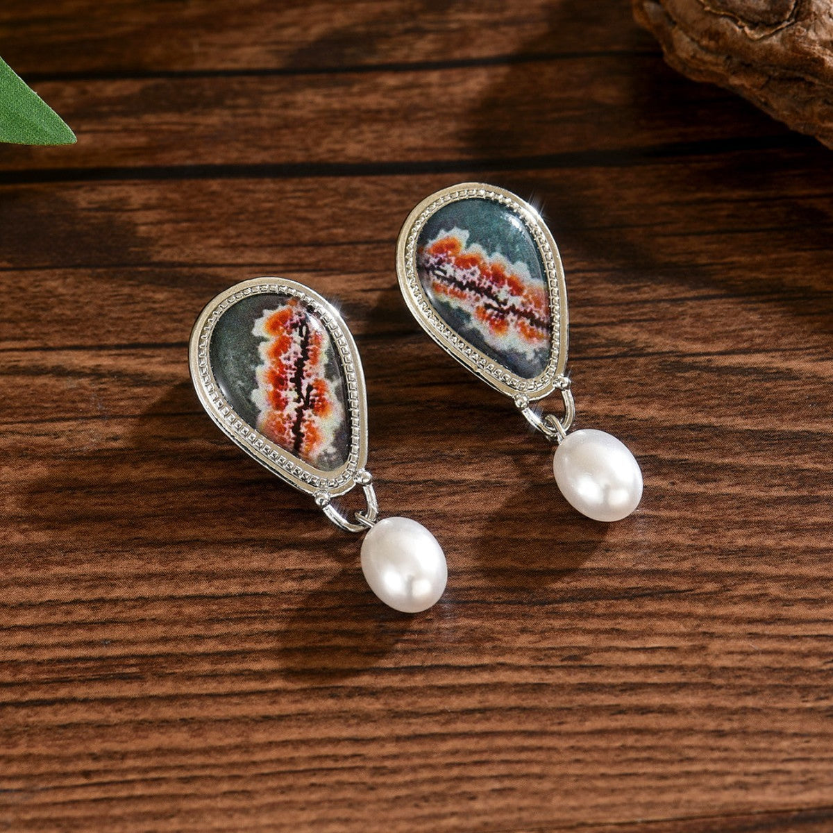 Charming Earring for Any Occasion