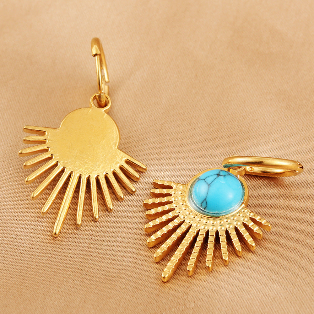 Romantic Gold Earring for Special Moments