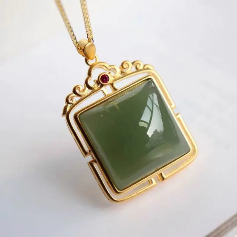 Classic Necklace with Timeless Appeal