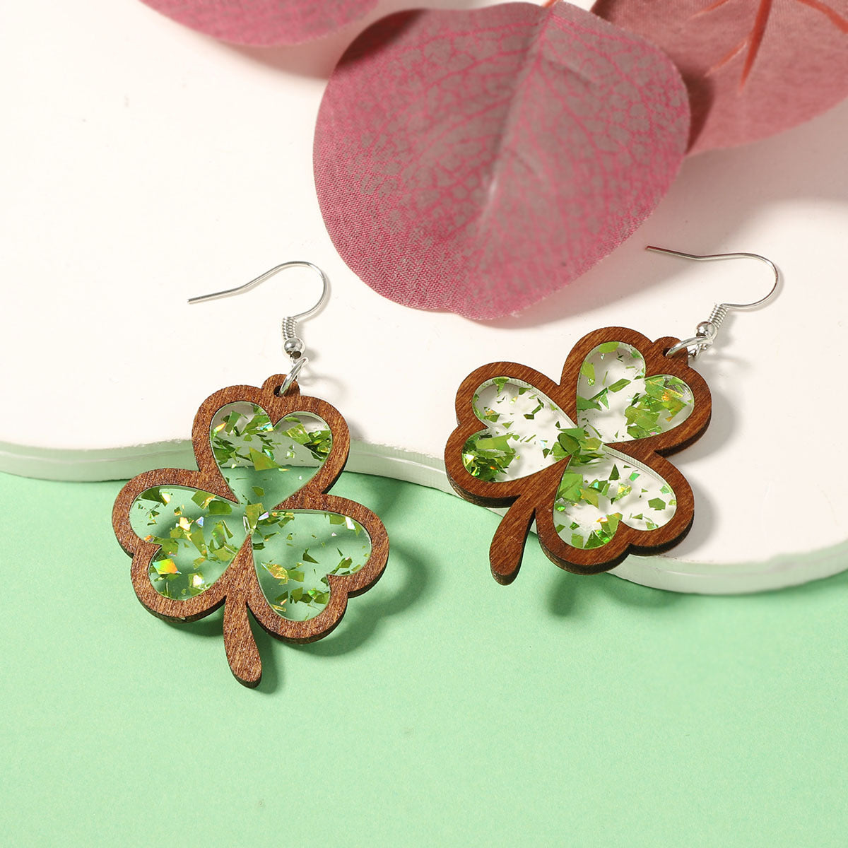 Charming Piece for Any Occasion