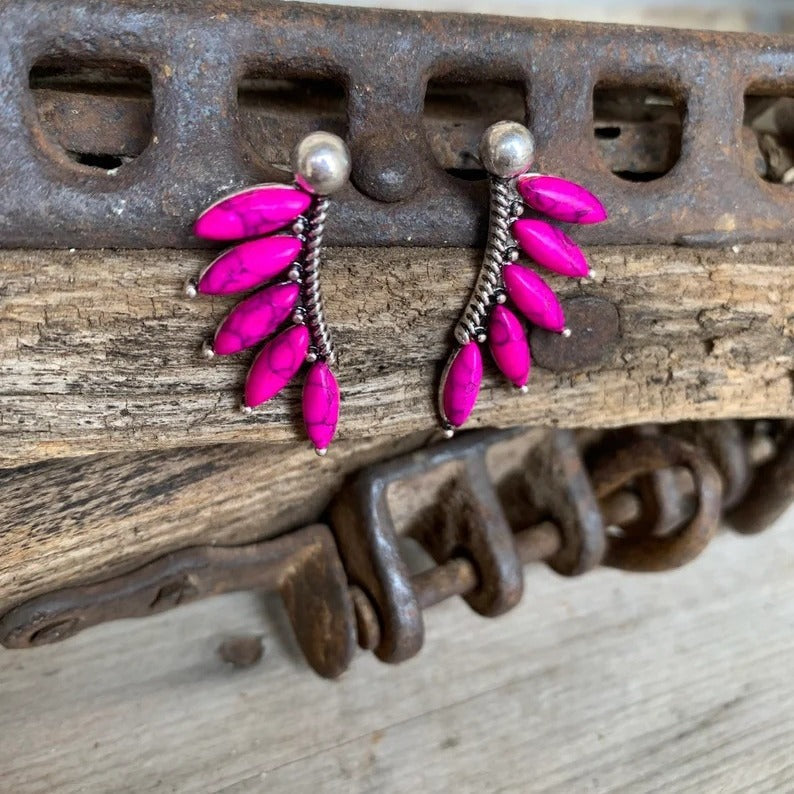 Charming Earring for Any Occasion