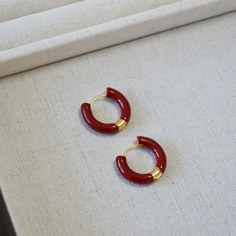 Romantic Gold Earring for Special Moments