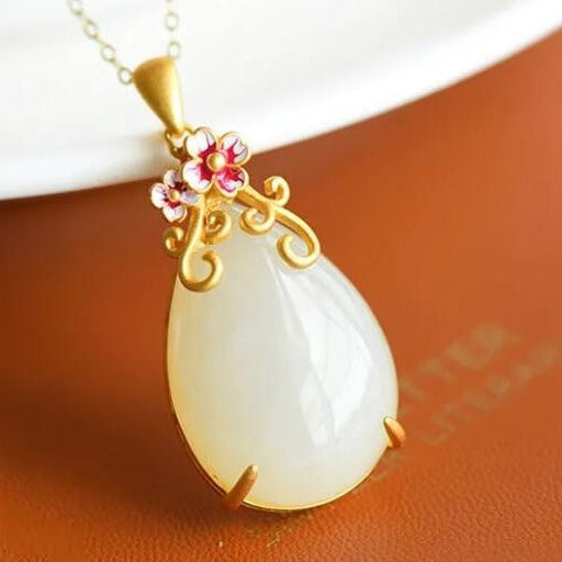 Romantic Silver Pendant for Special Moments