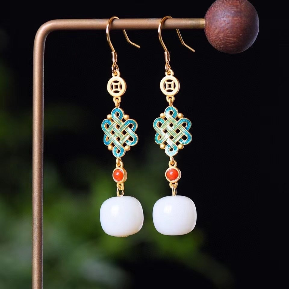Classic Silver Earring with Timeless Appeal
