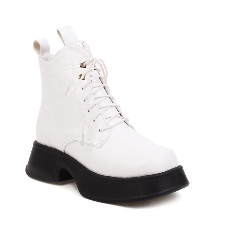 Graceful Orthopedic Boots for Modern Look