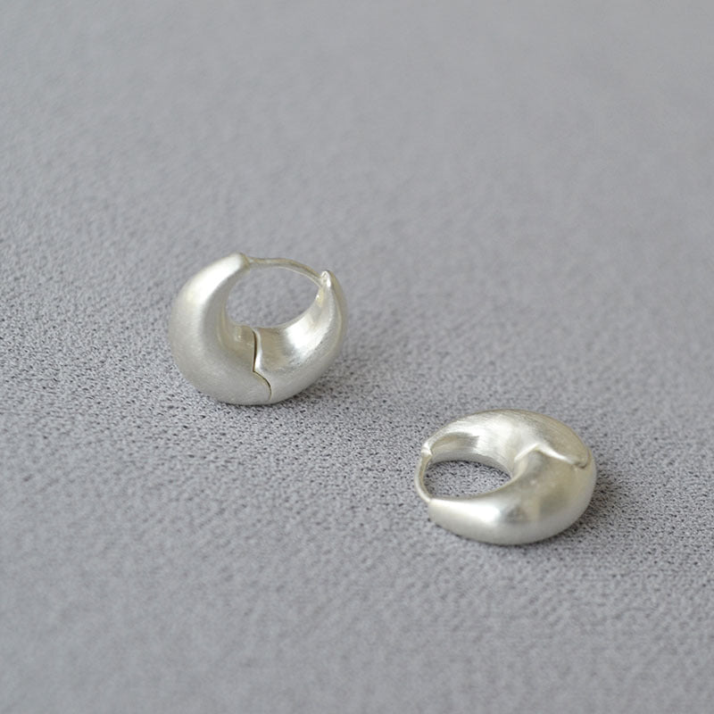 Delicate Artisan Gold Earring