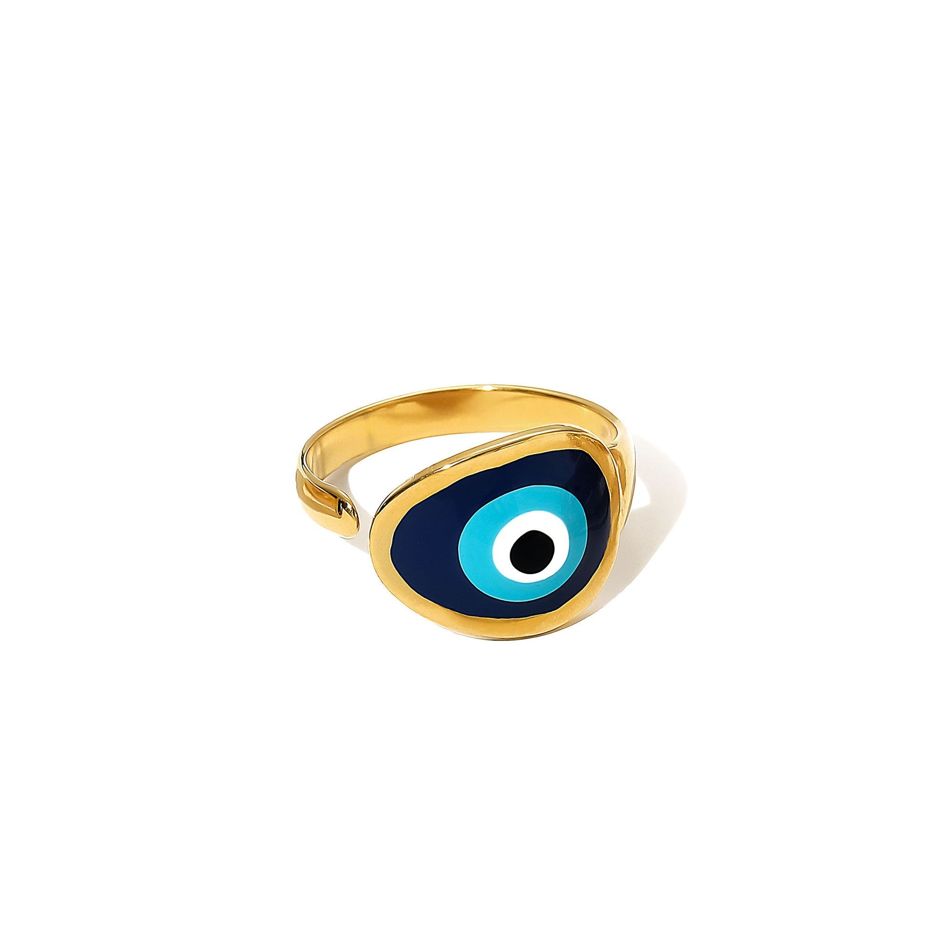 Charming Gold Bracelet for Any Occasion