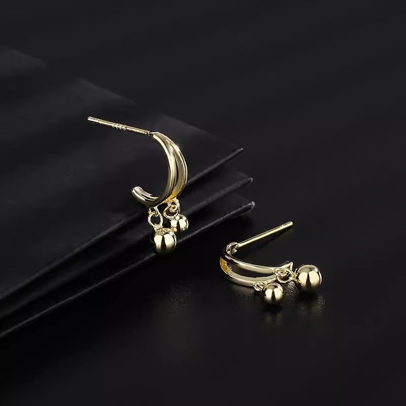 Classic Earring with Timeless Appeal