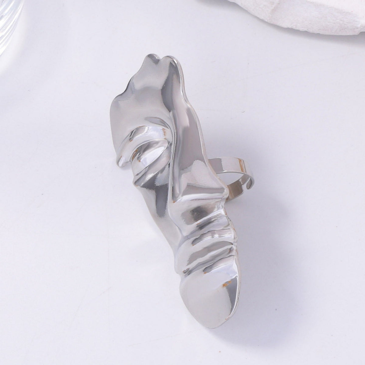 Charming Piece for Any Occasion