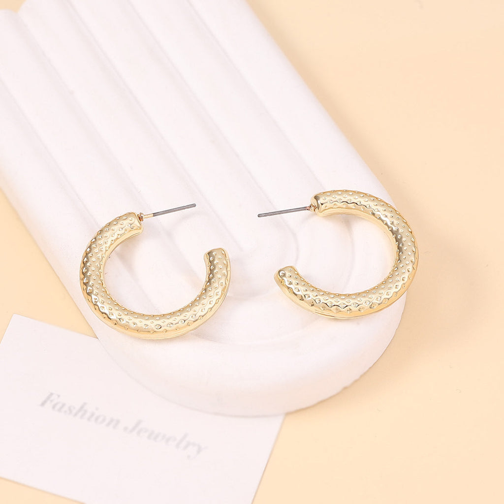 Classic Earring with Timeless Appeal