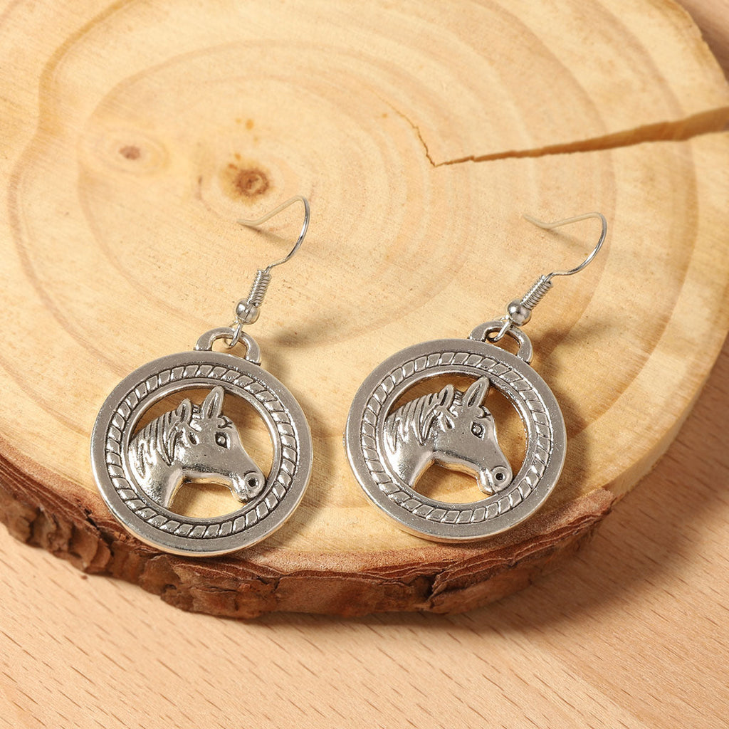 Beautiful Silver Pendant with Unique Style