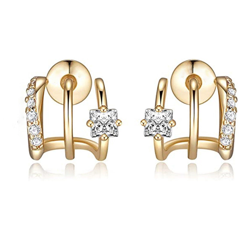 Charming Earring for Any Occasion