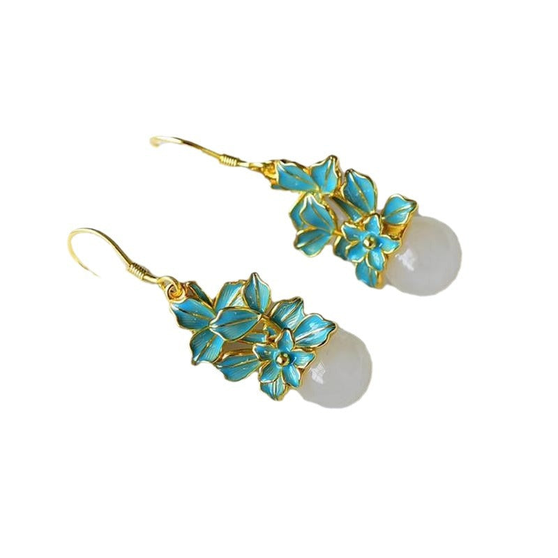 Beautiful Silver Earring with Unique Style