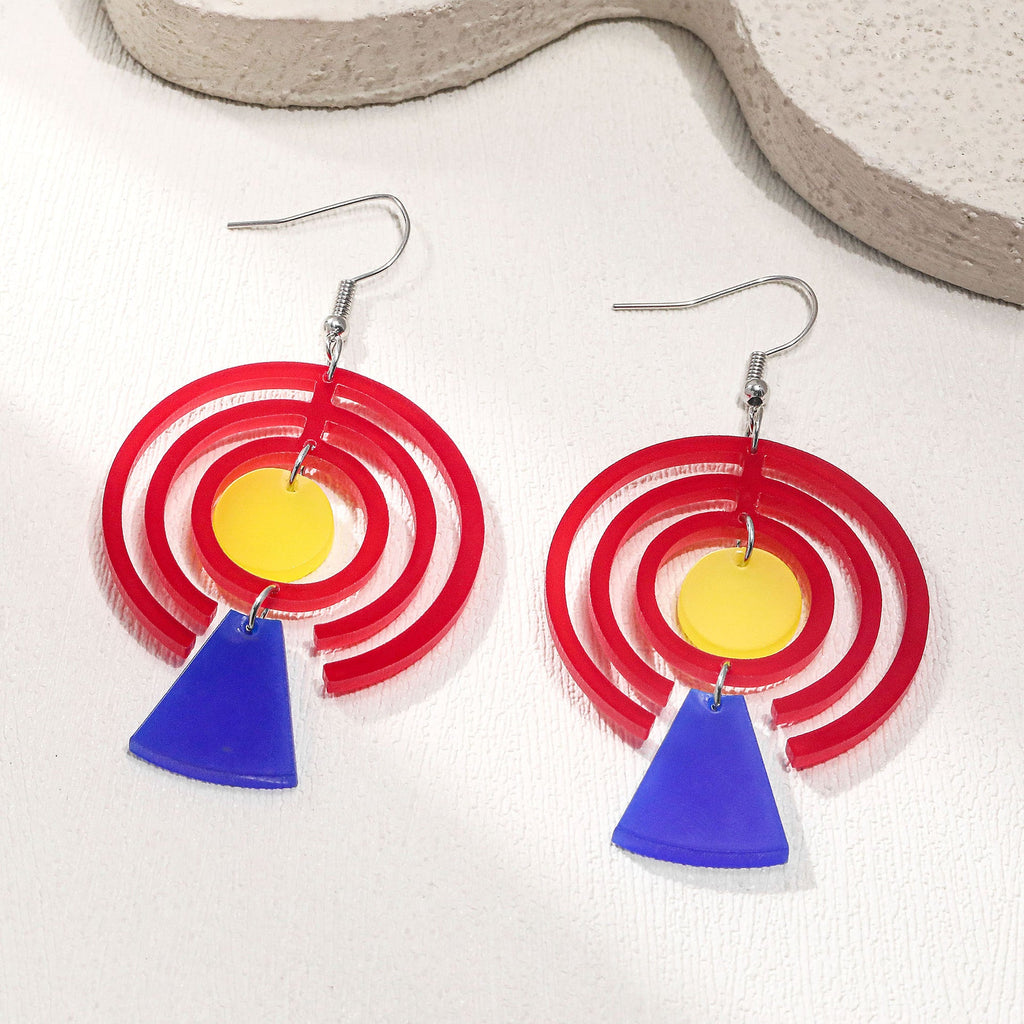 Classic Earring with Timeless Appeal