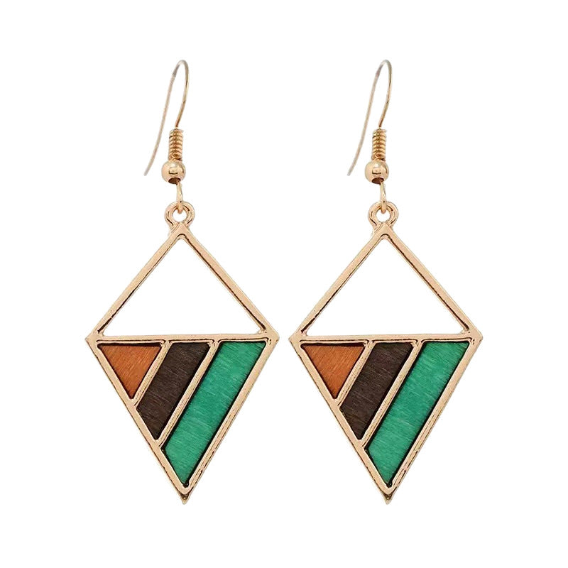 Charming Earring for Any Occasion