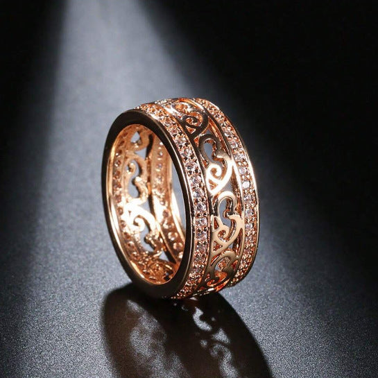 Beautiful Gold Bracelet with Unique Style