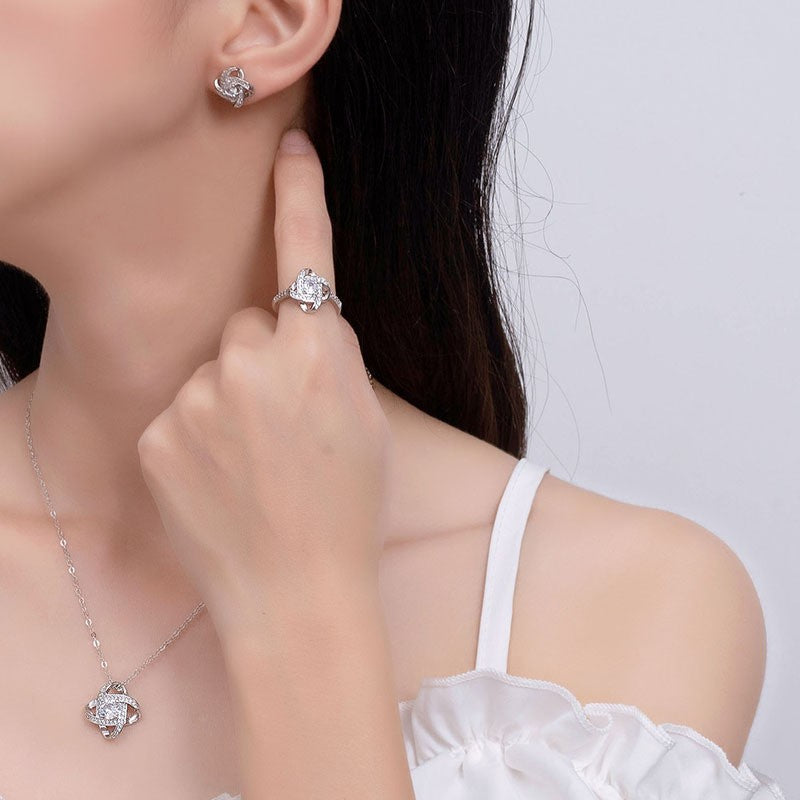 Romantic Necklace for Special Moments