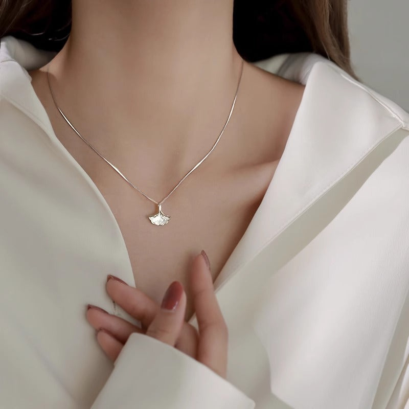 Stunning Necklace for Daily Wear
