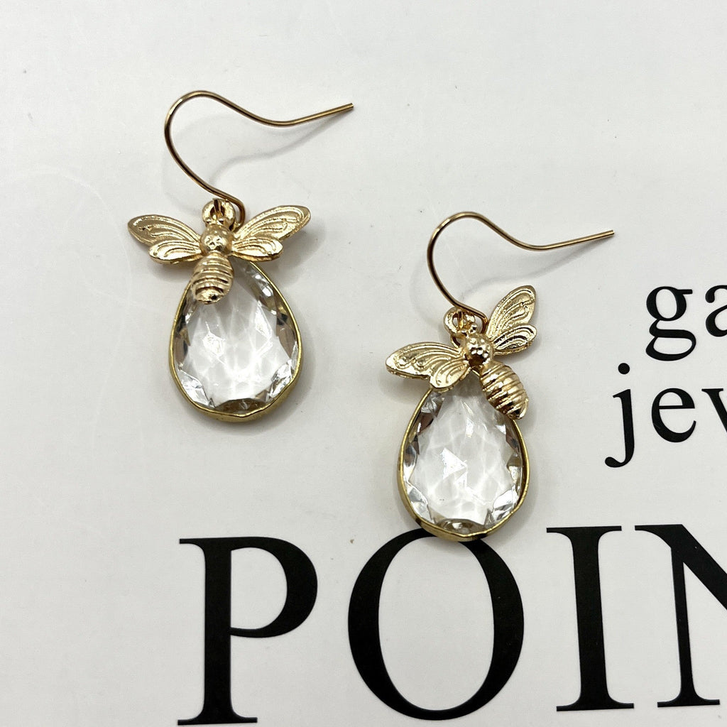 Charming Earring for Any Occasion