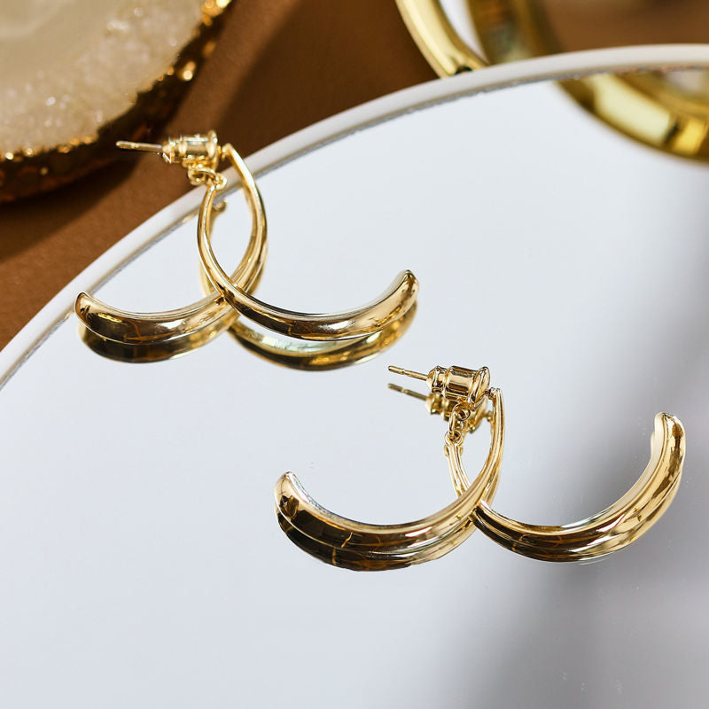 Charming Piece for Any Occasion