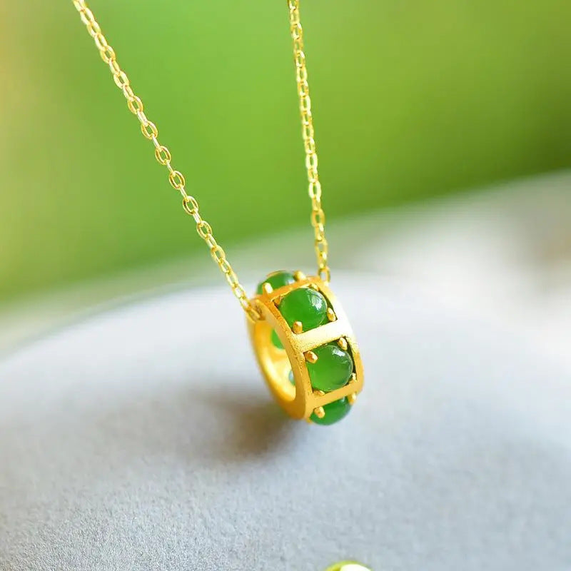 Romantic Silver Necklace for Special Moments