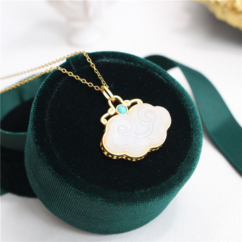 Stunning Gold Pendant for Daily Wear