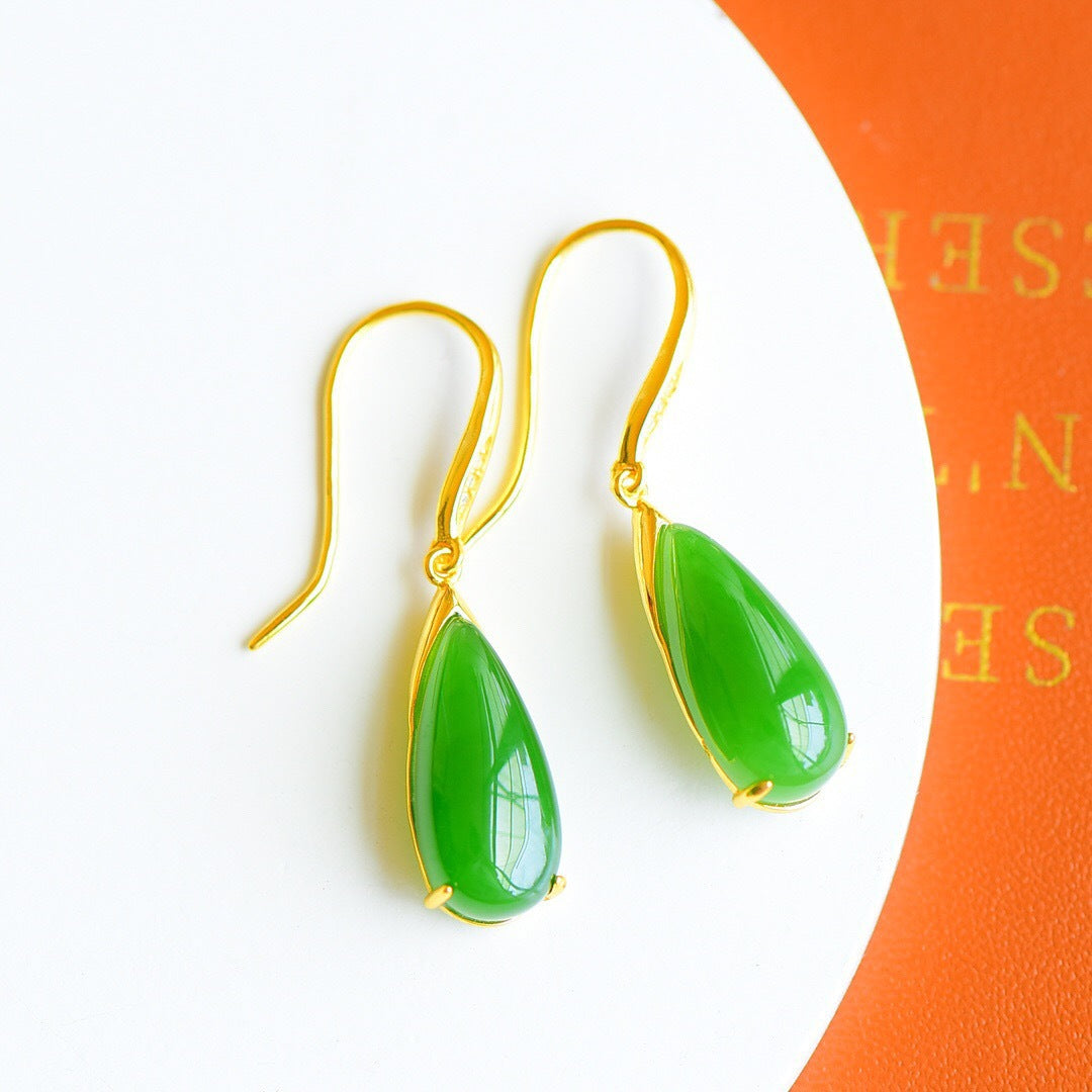 Romantic Gold Earring for Special Moments