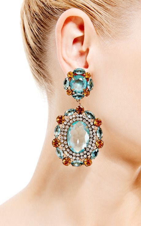 Classic Earring with Timeless Appeal