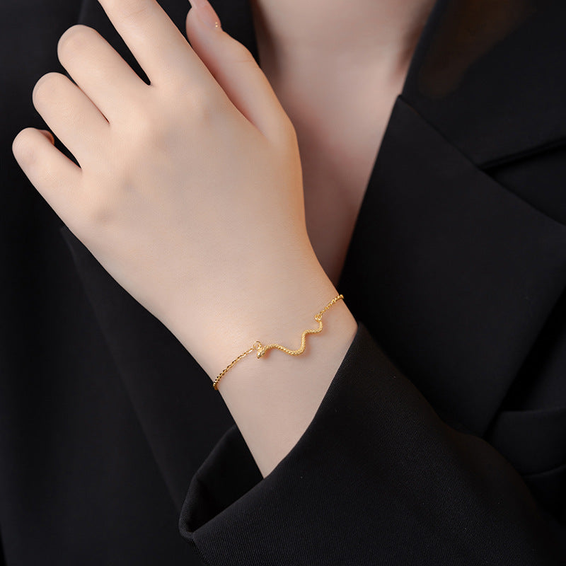Charming Piece for Any Occasion