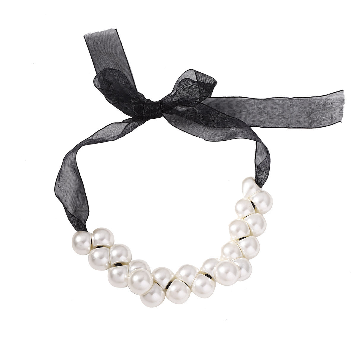 Romantic Pearl Necklace for Special Moments