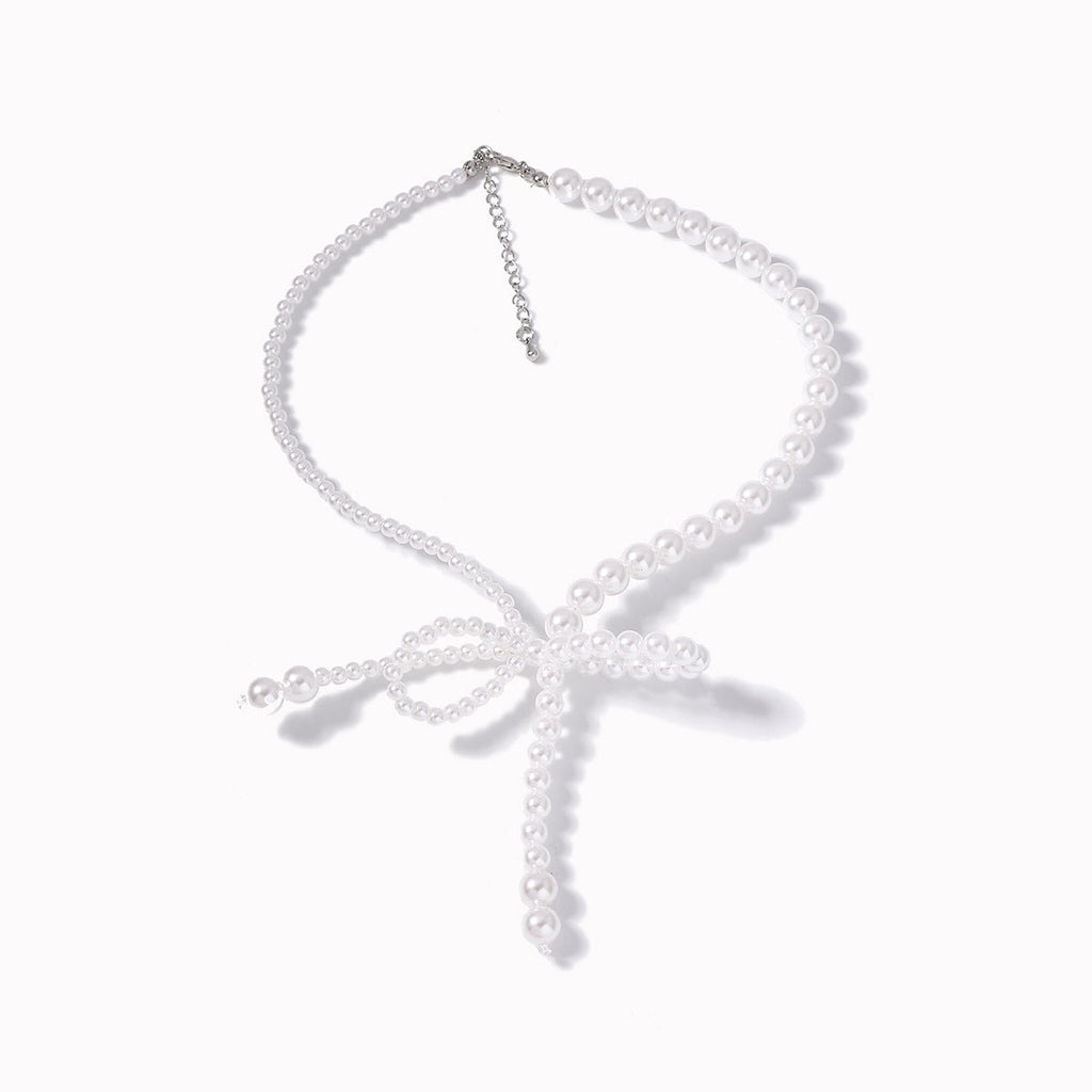 Beautiful Pearl Necklace with Unique Style