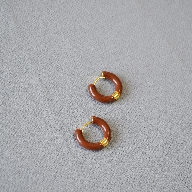Romantic Gold Earring for Special Moments