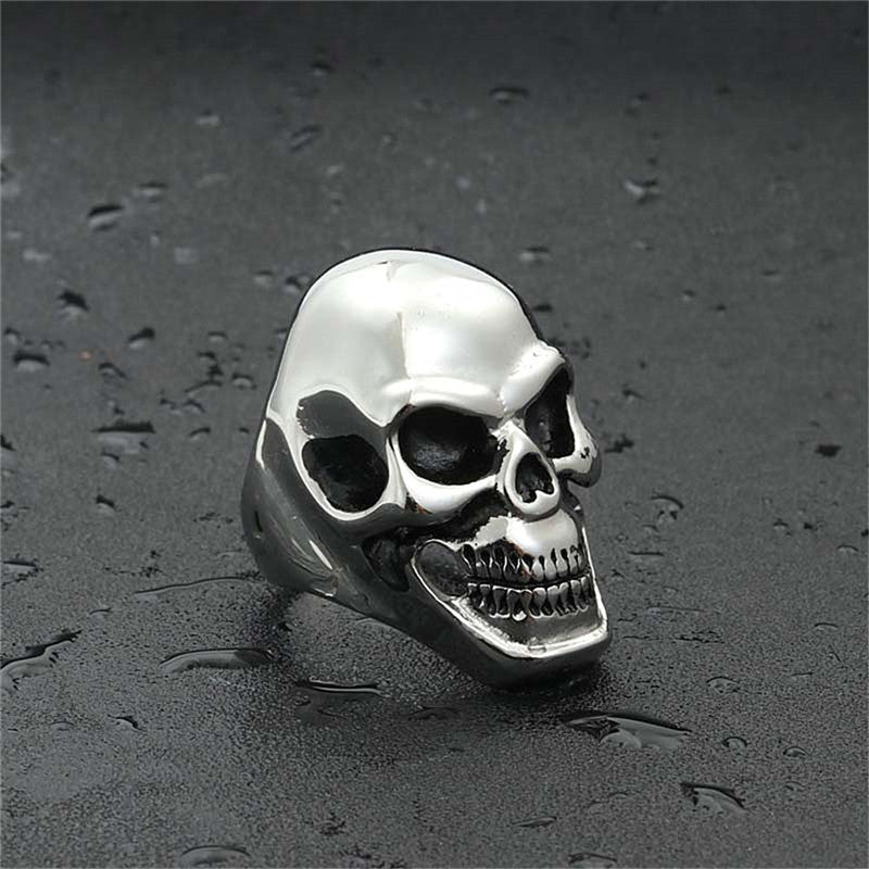 Classic Ring with Timeless Appeal
